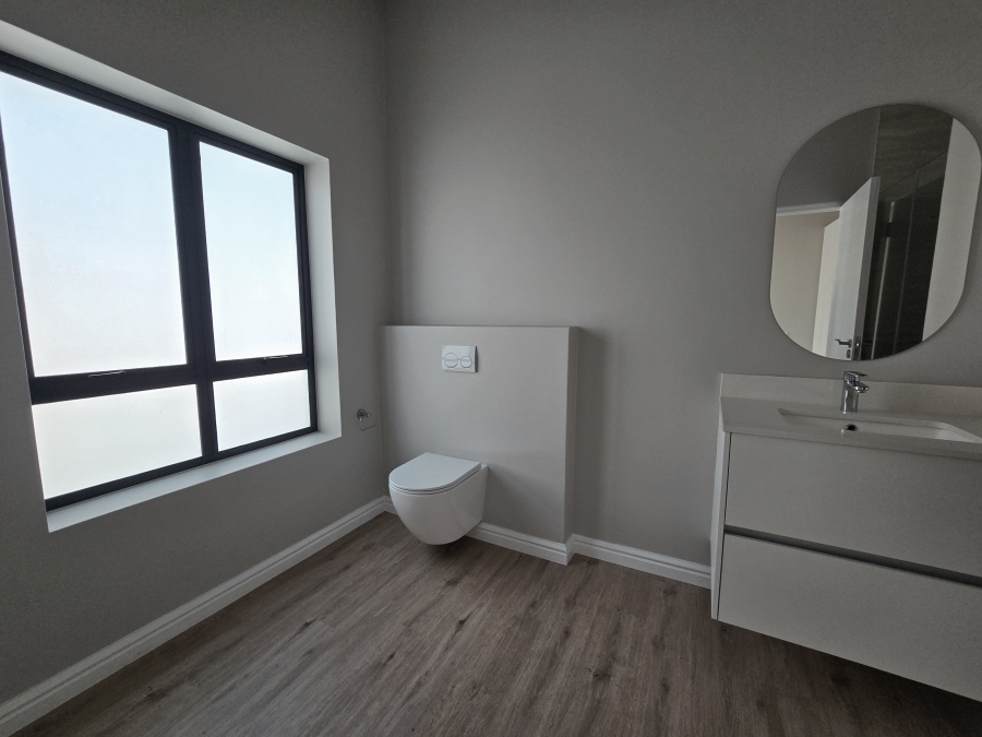 4 Bedroom Property for Sale in Kingswood Golf Estate Western Cape